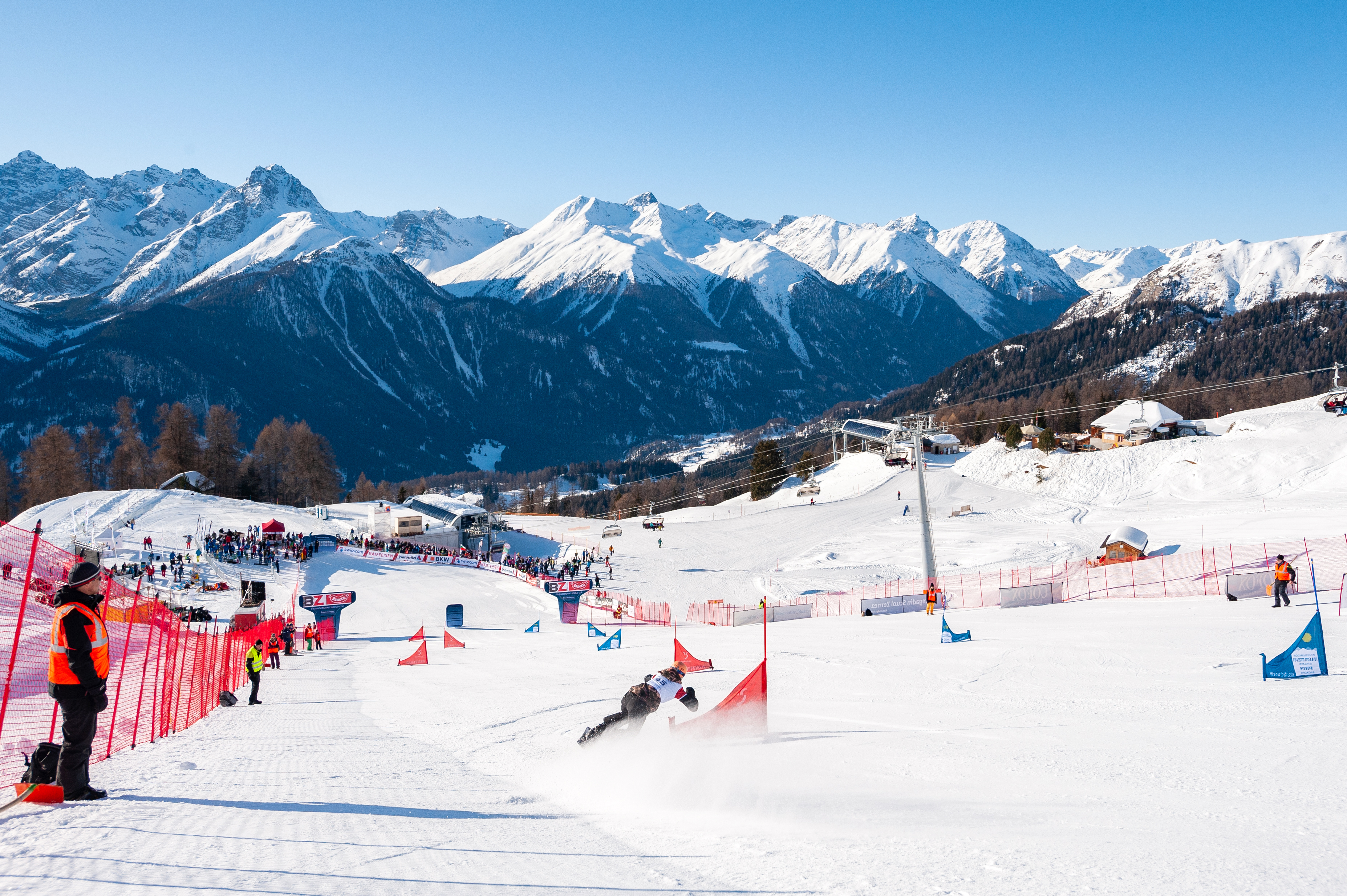 FIS Snowboard World Cup - Scuol SUI - PGS - Overview © Miha Matavz/FIS